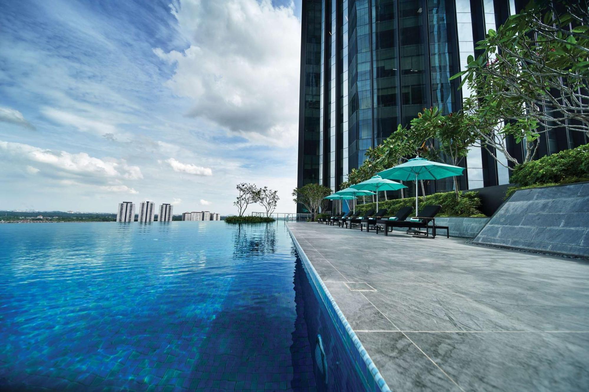Doubletree By Hilton Shah Alam I-City 外观 照片